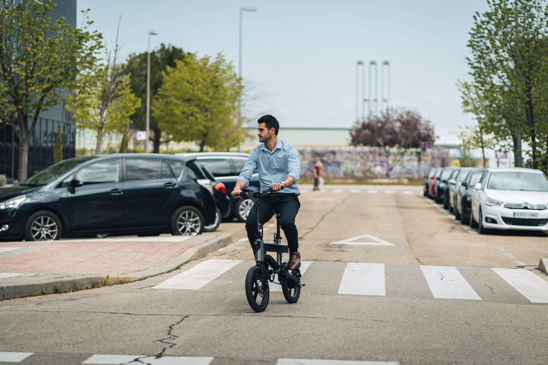 E-Bike Ice Riding: Master Winter Extreme Sports