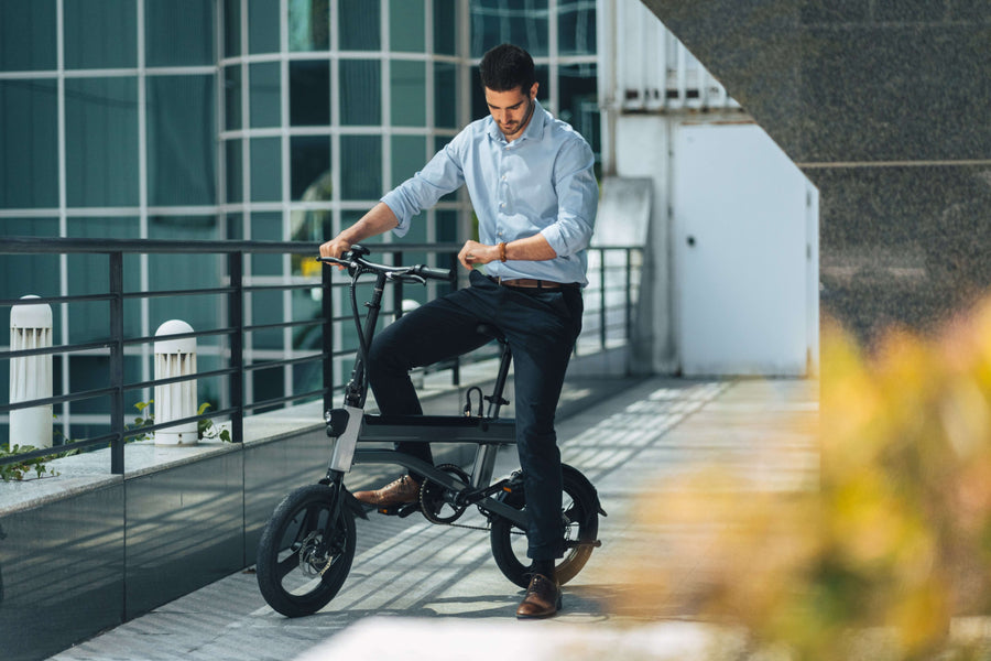 E-Bike Night Riding Safety: Essential Visibility Tips