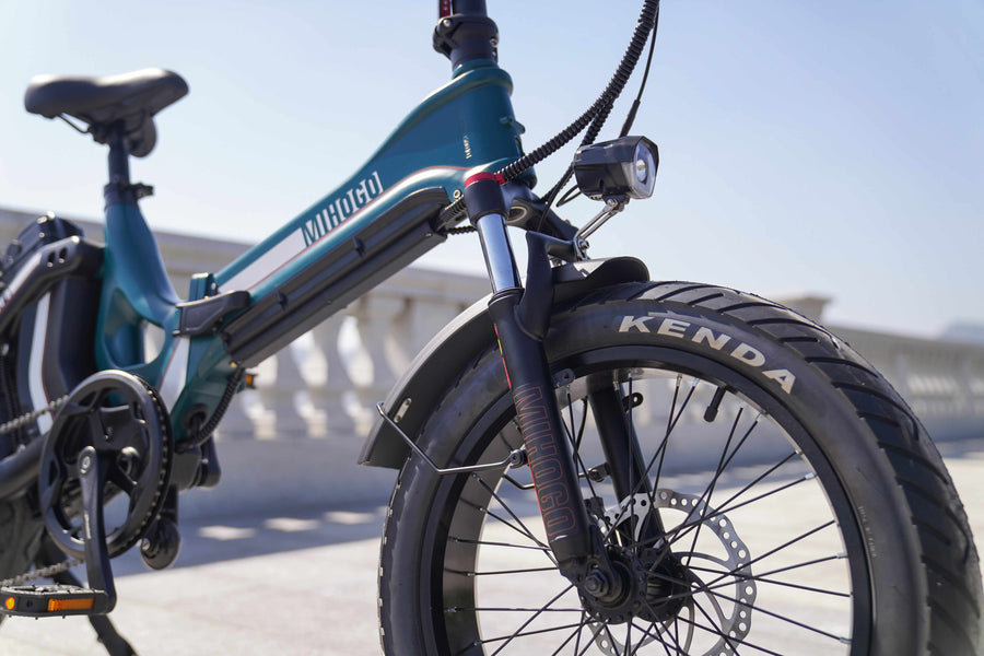 Battery Management Systems in Modern E-bikes